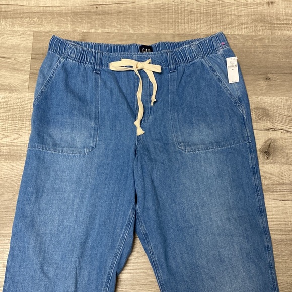 GAP Mid Rise Jeans Pants - Picture 3 of 8